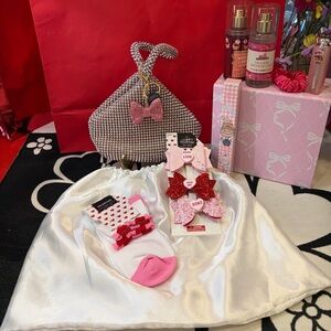 Little Girls Valentine Gift SOFT PINK TRIANGLE RHINESTONE PURSE & More